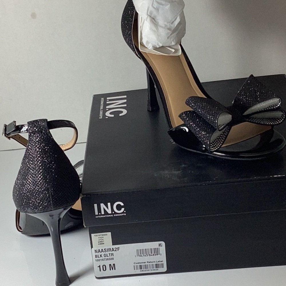 I.N.C. International Concepts
Naasira Bow Dress Sandals, - Picture 7 of 8